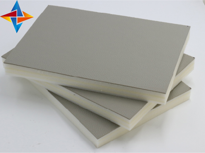 防撞阻燃吸音材料專(zhuān)業(yè)為派出所審訊室、公安局辦案區(qū)、派出所談話(huà)室防撞軟包